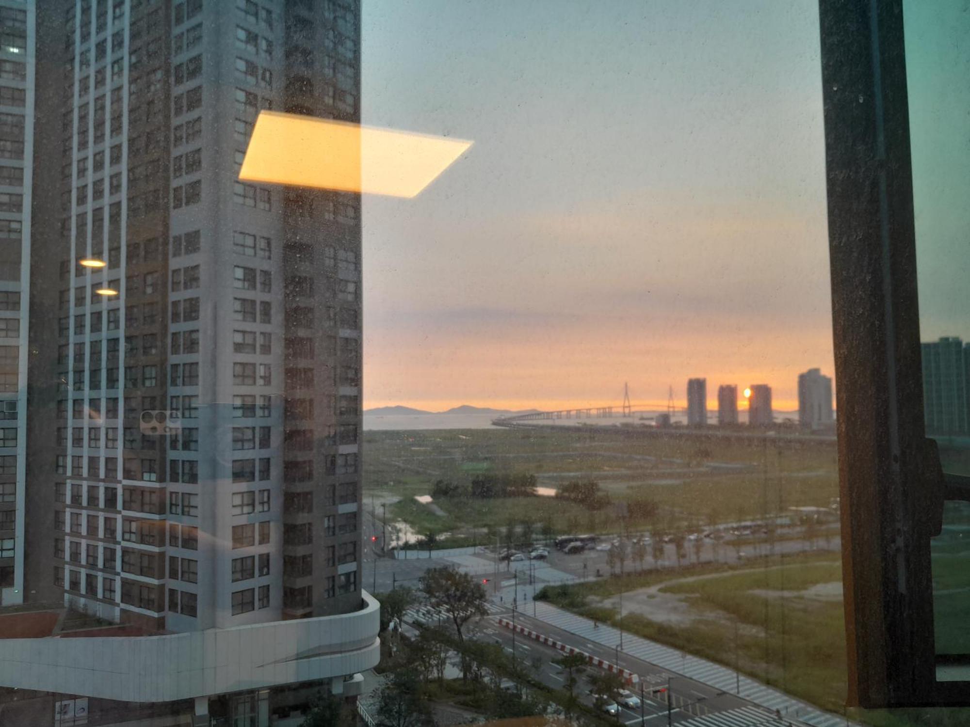Songdo Halla Westernpark-Seaviewroom Hotel-바다전망 Incheon Exterior foto